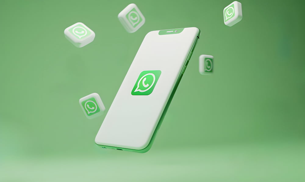 Integrando WhatsApp e CRM para Melhorar a Experiência do Cliente 5 whatsapp celular