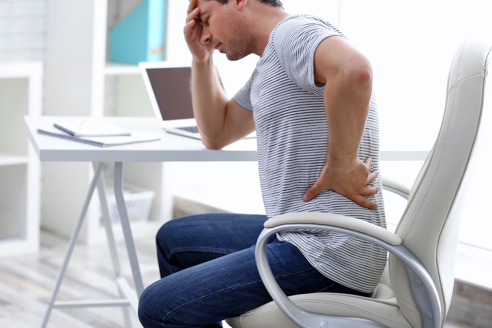 Dor nas costas depois de trabalhar: Como evitar? 4 Dor nas costas depois de trabalhar 3