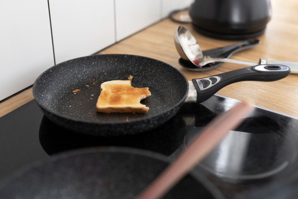 Quais são os melhores tipos de panela para fritura? 4 frigideira pao